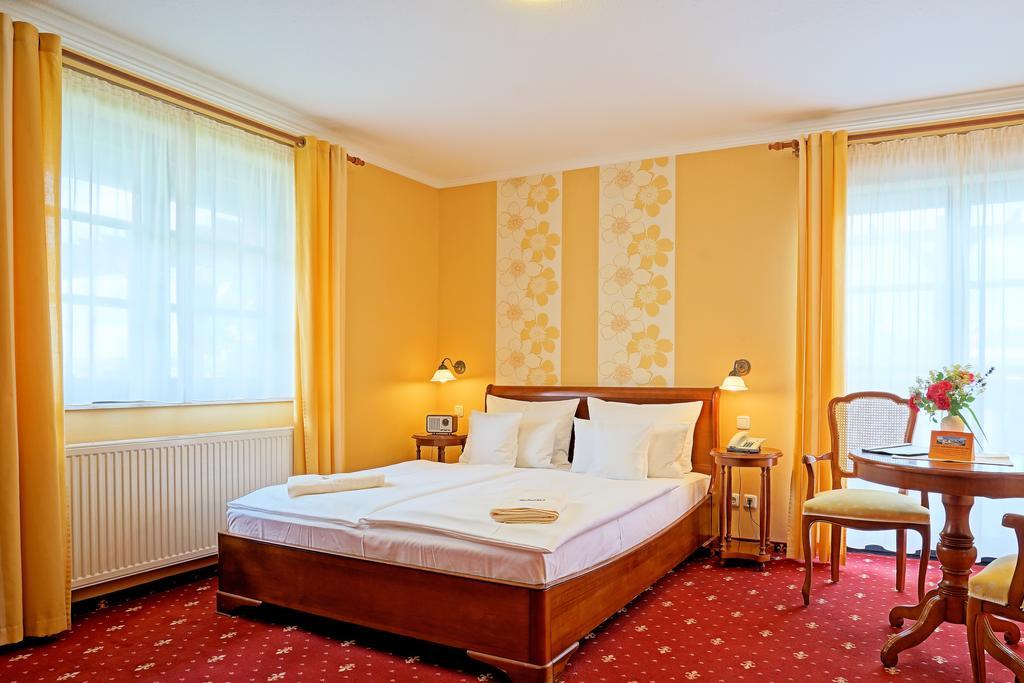 Hotel Godewind Thiessow Kültér fotó